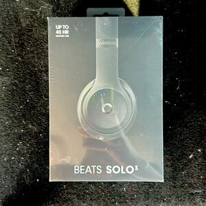 Beats Solo 3 Headphones